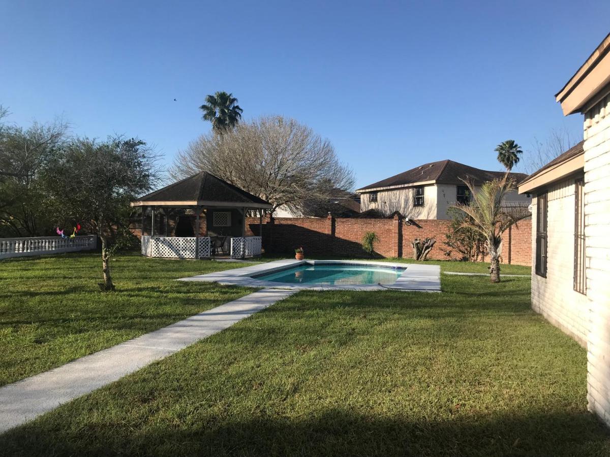 Cheerful 4 Bedroom Home With Pool And Bbq Area With 5Th Bedroom Option Brownsville Exterior foto