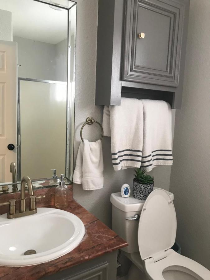 Cheerful 4 Bedroom Home With Pool And Bbq Area With 5Th Bedroom Option Brownsville Exterior foto