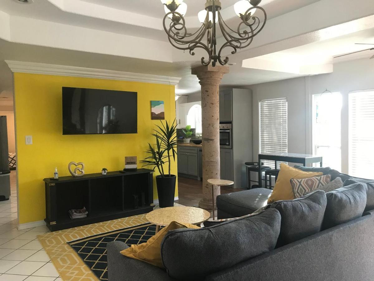 Cheerful 4 Bedroom Home With Pool And Bbq Area With 5Th Bedroom Option Brownsville Exterior foto